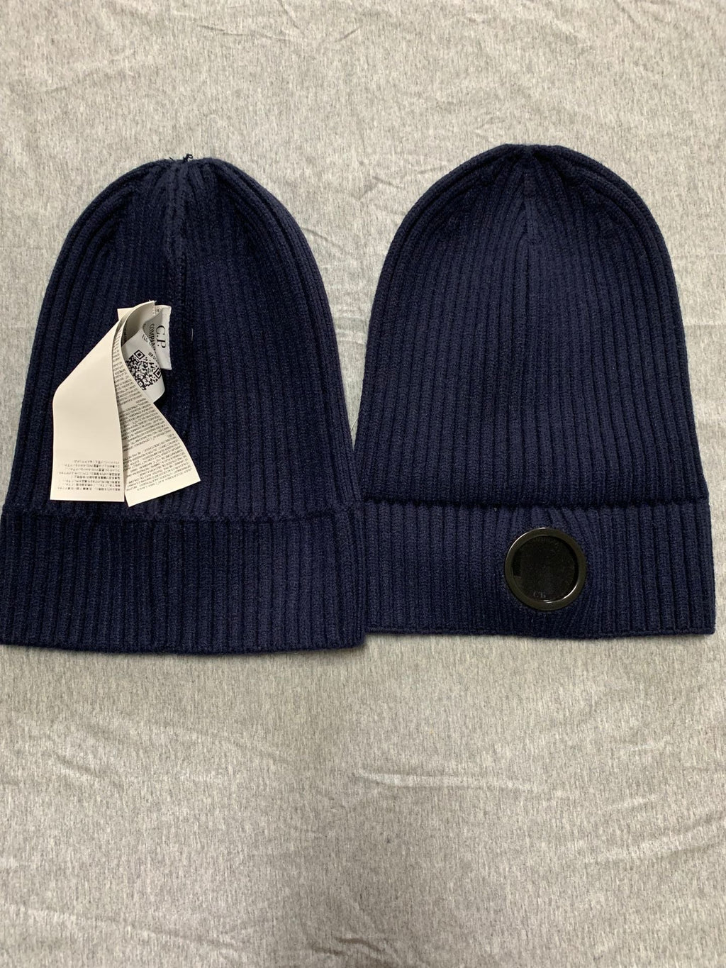 Ribbed Beanie with Lens Detail