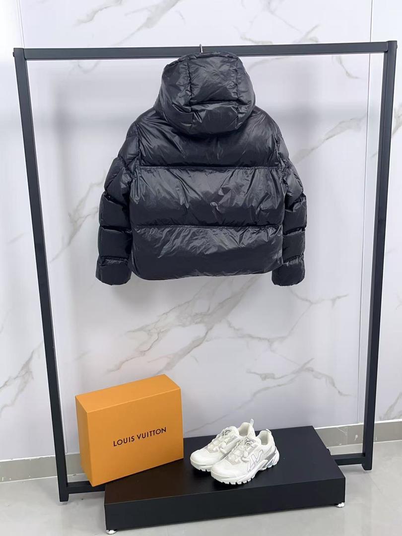 Short Puffer Jacket