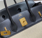 30 Swift Leather Canvas Black